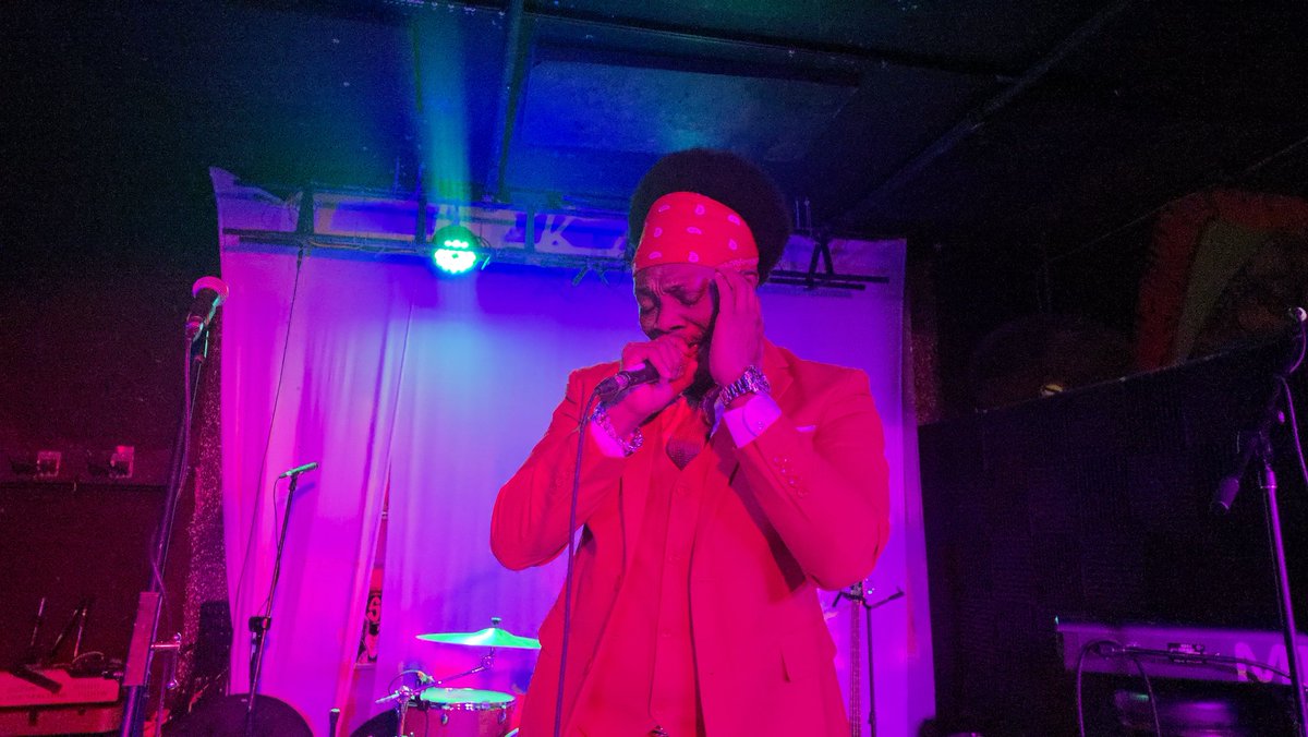 kayolyon's tweet photo. Kayo Lyon Live At The Astoria Pub #Kayolyon https://t.co/nZteOMdGoJ