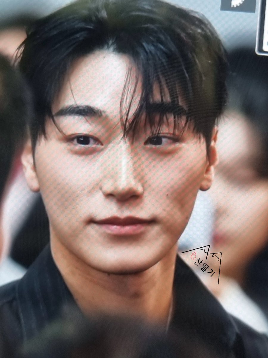 산딸기🍓𝓻𝓪𝓼𝓹𝓫𝓮𝓻𝓻𝔂 ⋆˚₊ tweet media