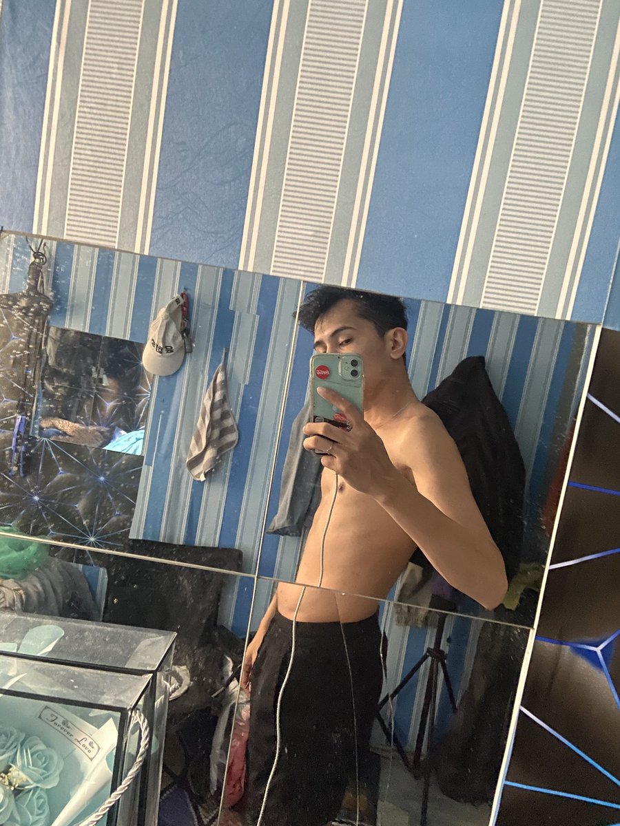 devilking🌹 tweet media