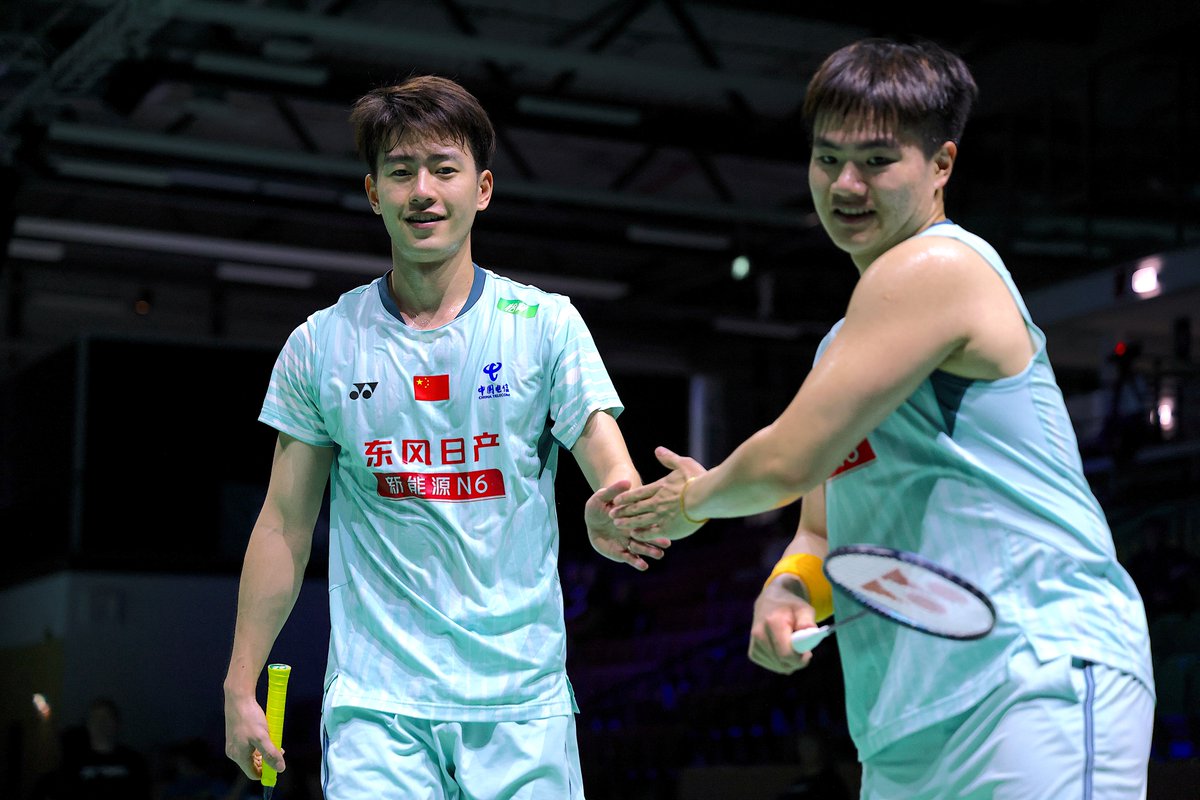 CGTNSportsScene's tweet image. 🐎Kicking off the #YearOfTheHorse with a win!💪

🇨🇳🏸World No. 3 Liang Weikeng/Wang Chang edged Malaysia's Choong Hon Jian/Muhammad Haikal🇲🇾 in a three-game thriller (21-14, 18-21, 21-18) at #GermanOpen2026.

Next round 🆚 Christo &amp;amp; Toma Junior Popov 🇫🇷

#Badminton