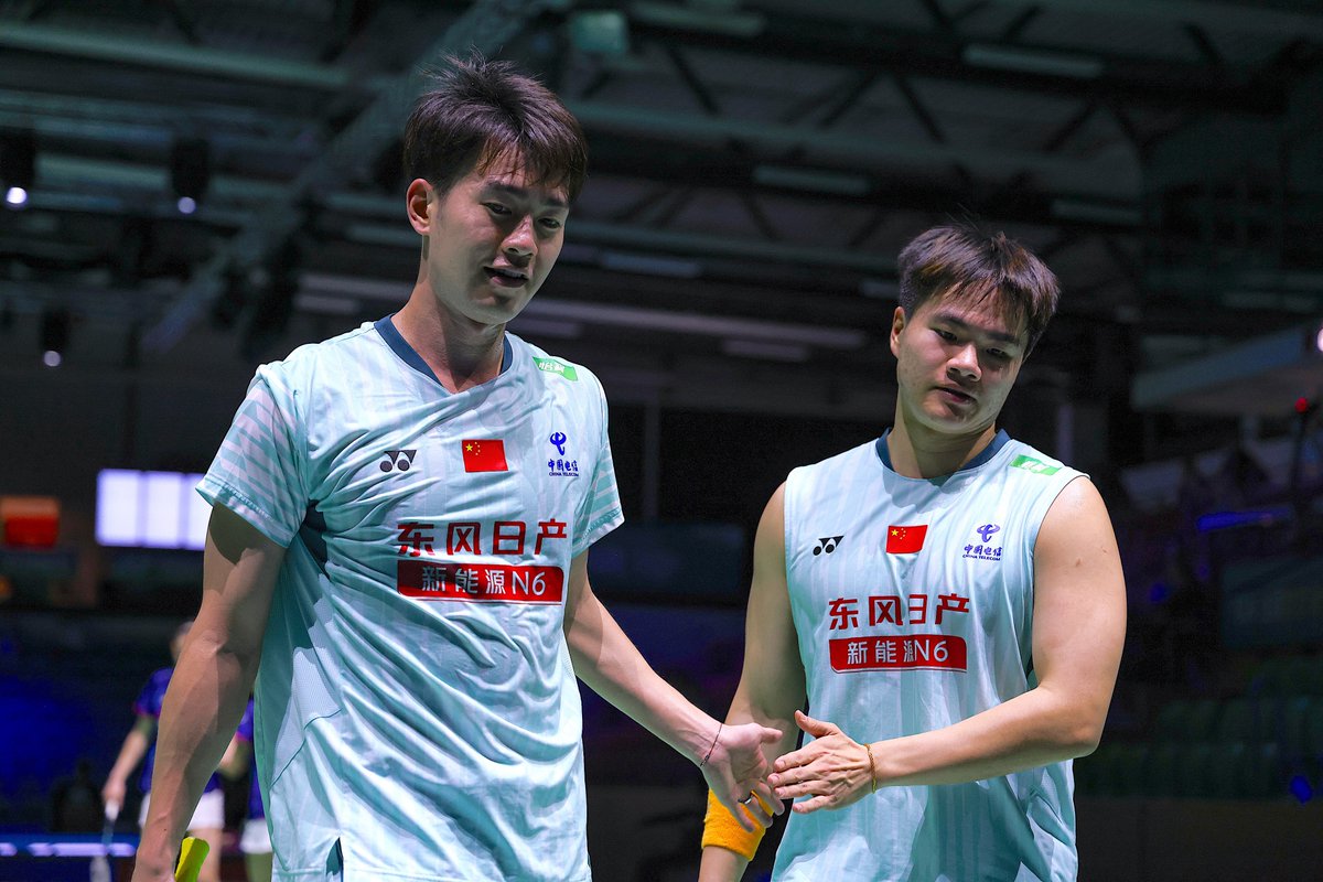 CGTNSportsScene's tweet image. 🐎Kicking off the #YearOfTheHorse with a win!💪

🇨🇳🏸World No. 3 Liang Weikeng/Wang Chang edged Malaysia's Choong Hon Jian/Muhammad Haikal🇲🇾 in a three-game thriller (21-14, 18-21, 21-18) at #GermanOpen2026.

Next round 🆚 Christo &amp;amp; Toma Junior Popov 🇫🇷

#Badminton