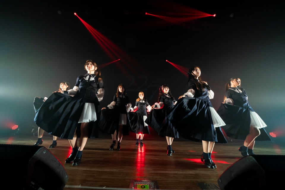 22/7リアル公演「ナナニジライブ in ジャパンフェスタ」 7人の個性光る
