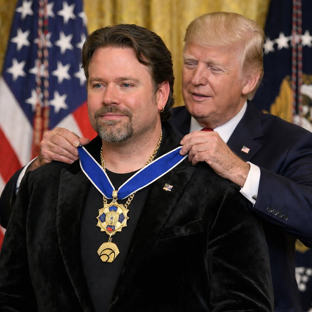 Buckamentals's tweet photo. Next year Donald Trump will award RH with the medal of freedom for ProveX

Then he will receive the medal of honor for subsequently “slaying all the haters.” https://t.co/UgtEfXhYag