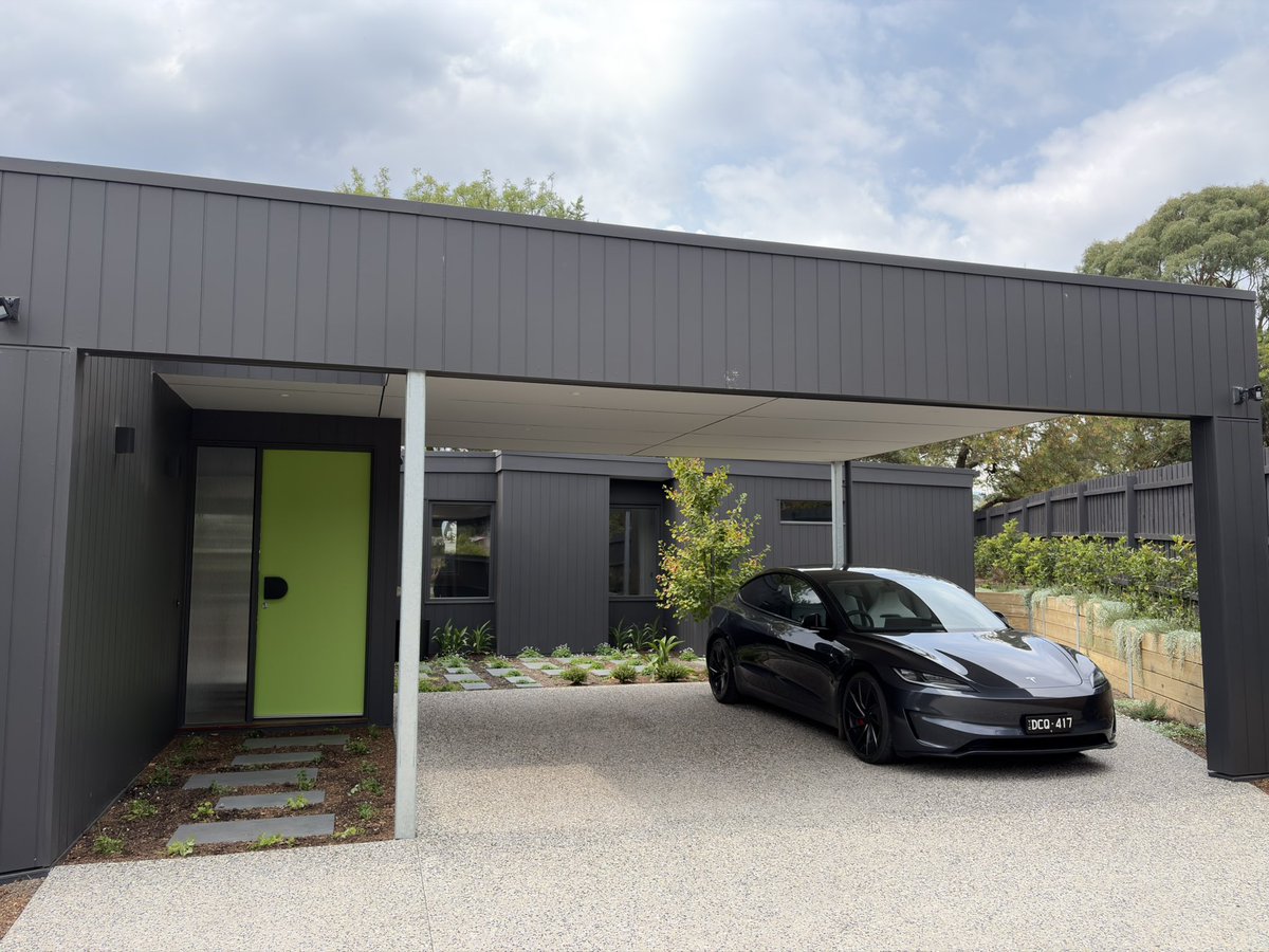 Stealth grey Tesla x Stealth grey house.