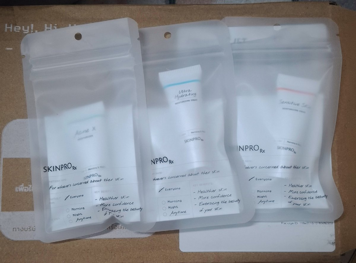 แจกค่า คนละ 1 หลอด สุ่มจากรี (เค้าสุ่มสูตรให้เองค่ะ)
📮 ขอคนสะดวกออกค่าส่ง 30 บาท

#TleFirstonexSKINPRORx