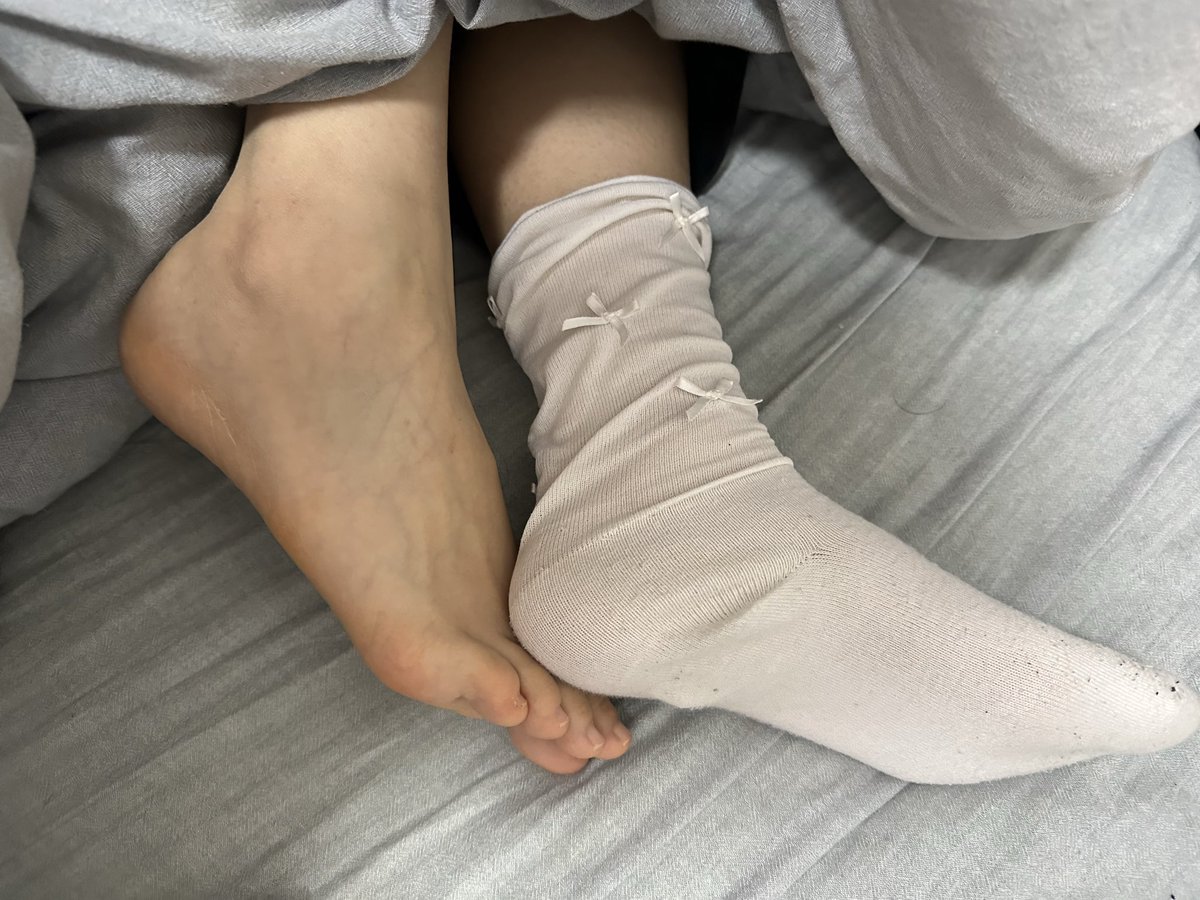 足控美腿后花园 tweet media