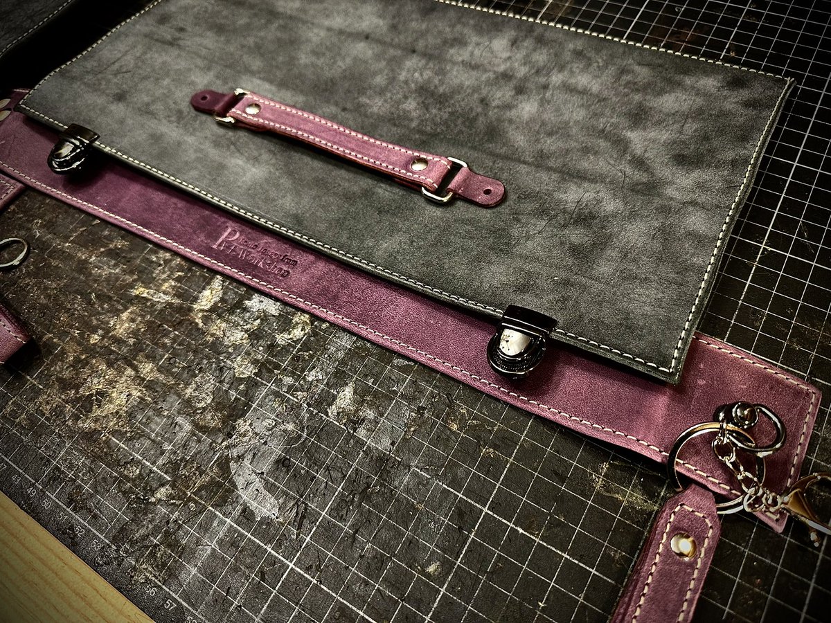 Pvt. Workshop/国内最高峰本革TCG BOX (@pvt_workshop) / Posts / X