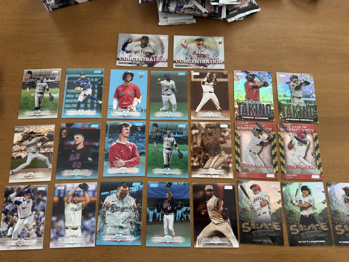 やっぱりイチロー選手のベースカードが欲しくて、@BROTHERS_KAZU さん