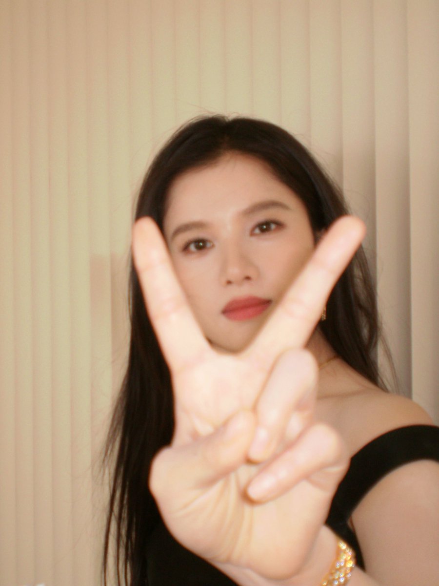 女星爱女子者 tweet media