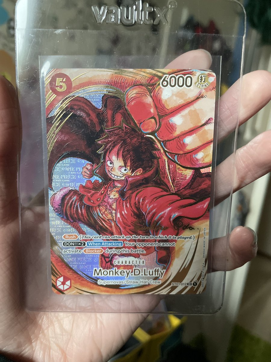 reallyronathan's tweet photo. @BritBratTV7 Here's some of my own pulls! It gets better tho, my mom pulled the luffy's😁 ty mom https://t.co/MTWt1haxyG