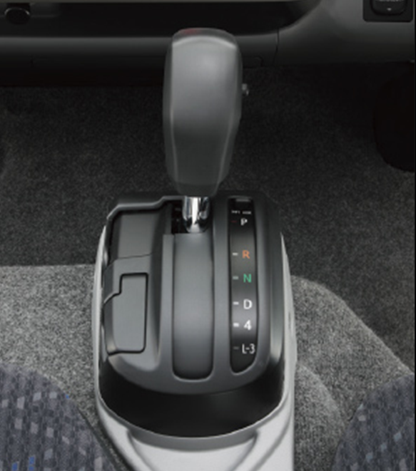 日野デュトロ（ヒノノニトン）シフトの形 ←前モデル 現行モデル