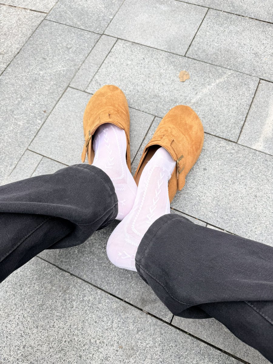 Hancock0601's tweet photo. 阴天好讨厌 https://t.co/7rcFEZqnbJ