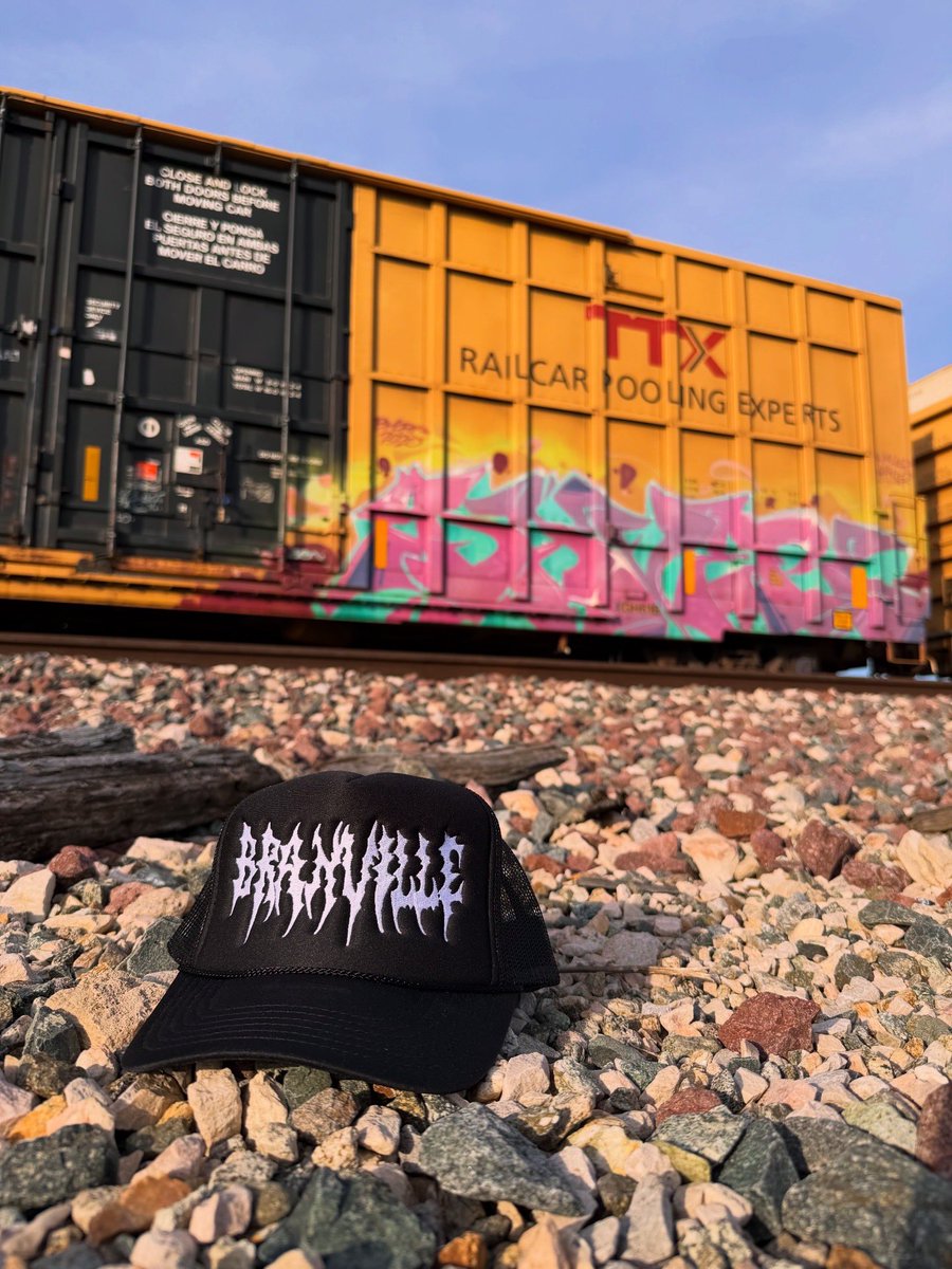 BranVille Clothing tweet media