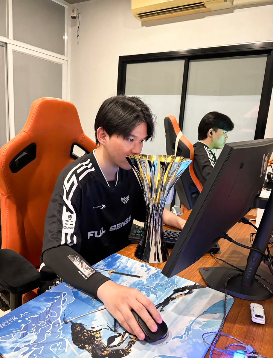 Just a normal training day for MVP FS PUBG 😸
.
#FULLSENSE #FSPUBG #FSFLYHIGH #PGC2025
#XIBERIA #ZOWIE #KOITheThailand #ไทยโคโค่ #moochiepetfood #CtrlG #CtrlGBuFF
