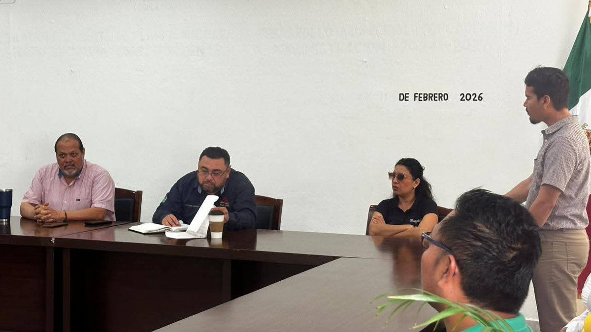 Antorchistas entregar pliego petitorio 2026 al ayuntamiento de Tulum

*Comuna se compromete a dar seguimiento a demandas sociales

Texto completo en: facebook.com/share/p/1BxQxk…