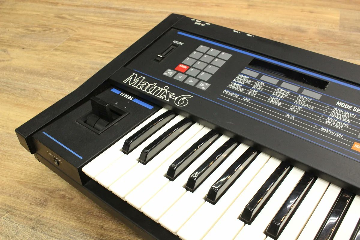 OBERHEIM MATRIX-6が中古で入荷！ 2DCO、1VCF、2VCA、3EG、2LFO搭載
