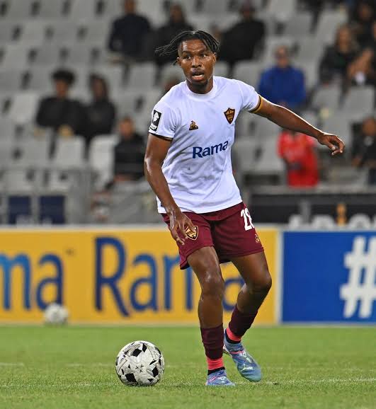 I have a general liking for this boy!

Genino Palace 🍇

He always put a decent shift whenever he plays against ooMakhi!

#BetwayPremiership #BetwayPrem #Betway