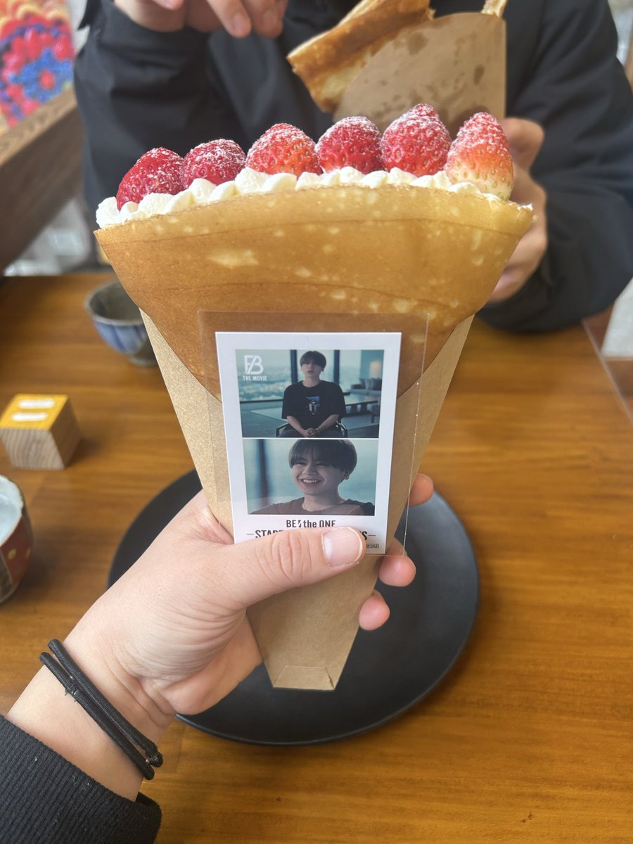 __yp0430's tweet photo. 最近のスイーツとオタ活☺️🎂🍴✨ https://t.co/5sOGgKULpZ