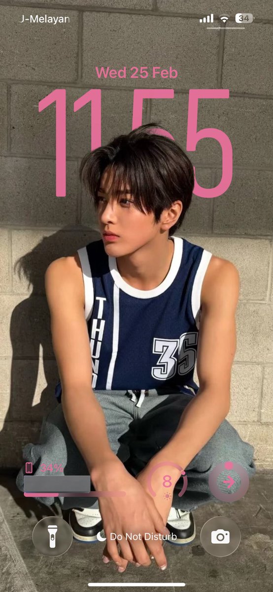 𝚟𝚒. tweet media