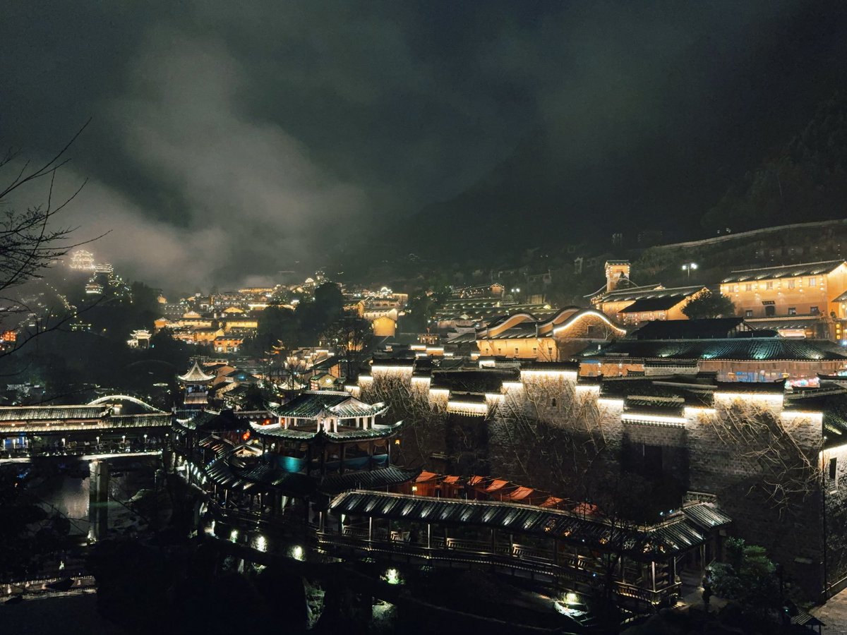 初九大吉
Gmic
虽然还在路上
但是归心似箭
回归社区建设
哈哈哈

<a href="/SeismicSys/">Seismic</a> 
<a href="/lyronctk/">Lyron</a>
<a href="/xealistt/">Xealist</a>
<a href="/heathcliff_eth/">Heathcliff</a>
<a href="/NoxxW3/">Noxx</a>
<a href="/nanajiang8888/">Kristina娜娜酱 (✱,✱)</a>