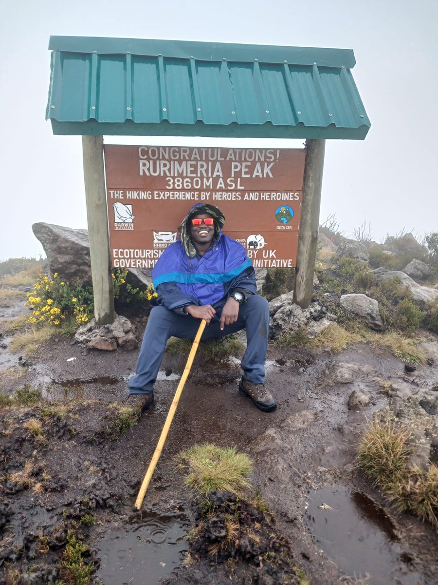 sneelawk's tweet photo. Tough rains but an awesome experience. Rurimeria summit. https://t.co/eTDRmqayx4