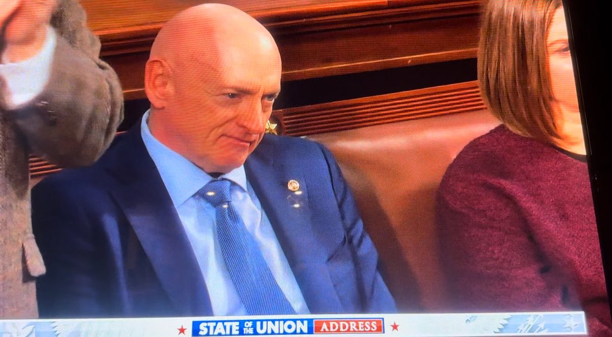 StellaEscoTV's tweet image. Pretty much sums up the Dems tonight. 

#StateOfTheUnion
