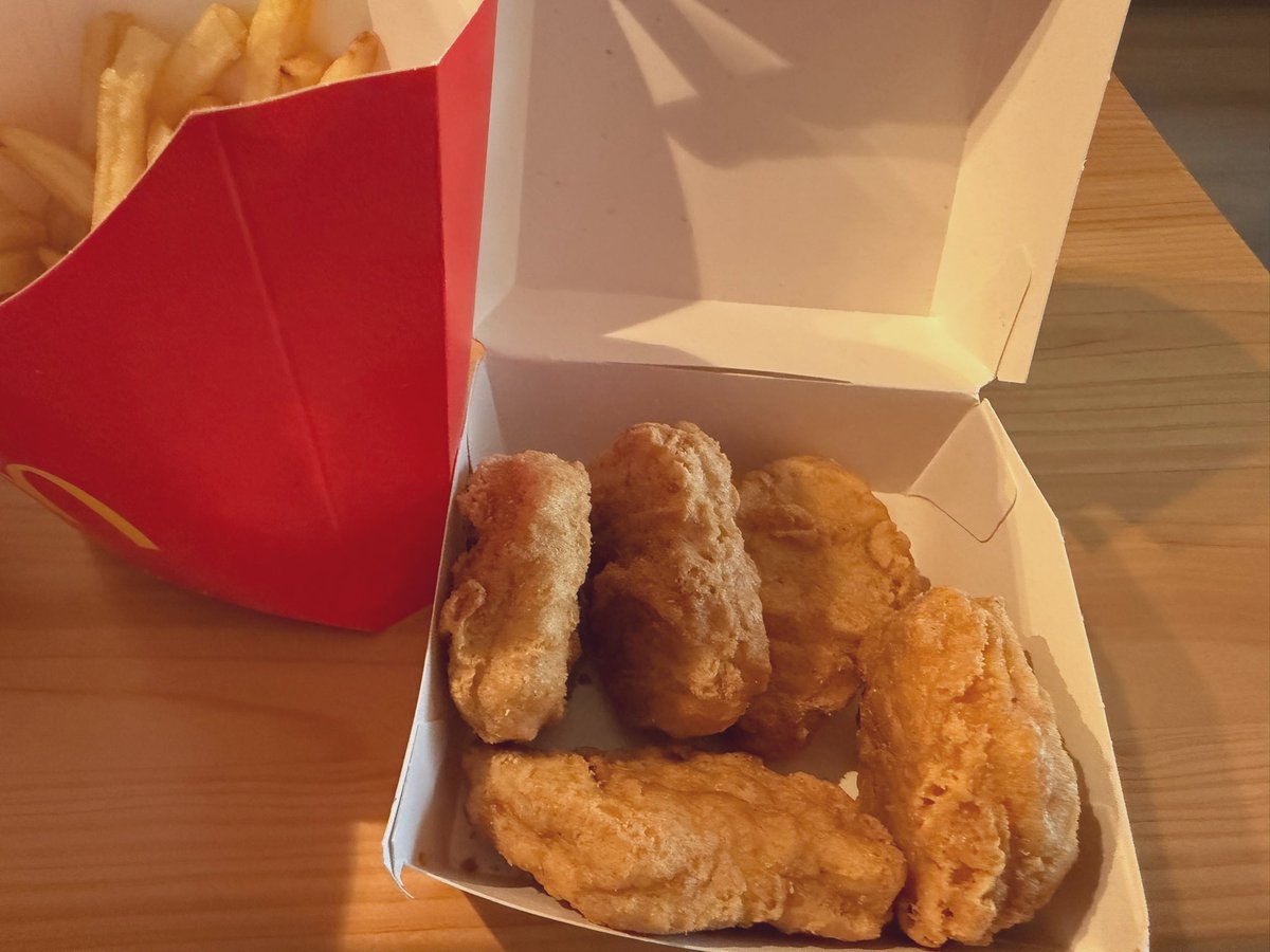 今日ナゲット100えんよ〜