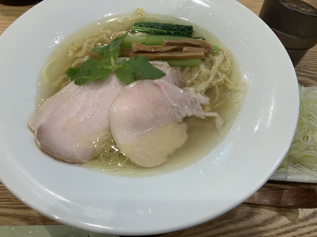 よしだまん tweet media