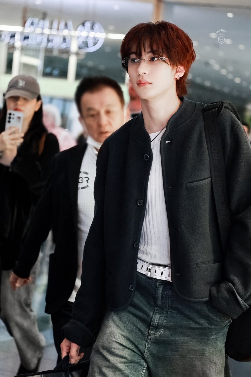 260224 HND

#앤톤 #ANTON