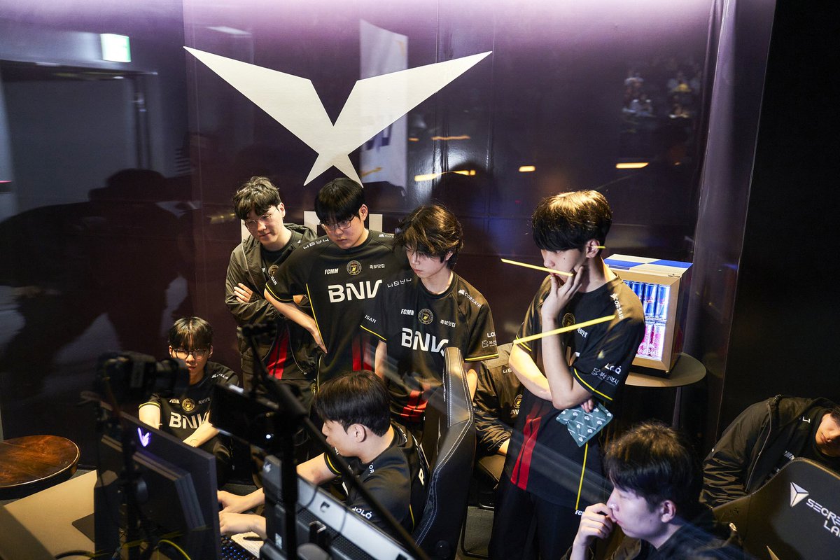 clearzz6's tweet image. 2026 LCK CUP PLAYOFFS WEEK 2 플리커

🔗 flic.kr/s/aHBqjCLgwf

#Clear #클리어 #송현민