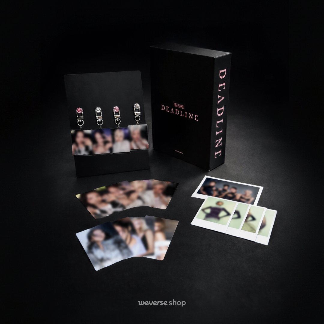 #BLACKPINK 3rd MINI ALBUM [DEADLINE] 위버스샵 특전 실물 블러 이미지 공개🖤💖

오직 #Weverse Global에서만 받아보실 수 있는 #블랙핑크 멤버들의 미공개 셀카 포토카드, 아크릴 키링을 포함한 풍성한 혜택을 확인해보세요!

⏰예약 판매 마감 D-1! 지금 바로 위버스에서 확인해보세요!

🗓️예약