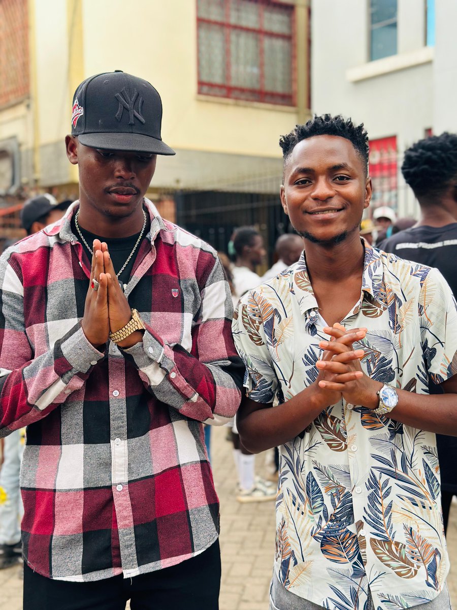 Manucho_TYB's tweet photo. Mic check 🎙️🔥
We’re warming up for the #Baze47 show, good vibes, real talk &amp; the kind of energy that sets the tone right. 
Tap in, stay locked, let’s make it a vibe. 🎶✨
⏲️1-3PM https://t.co/GVRCo6n5Us