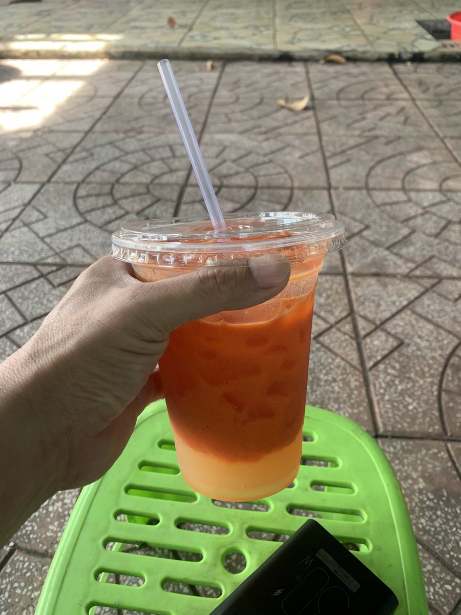 Trưa nay làm ly cà chua cà rot cho mát nhé mọi người!
#crypto #dinhduong #heathly