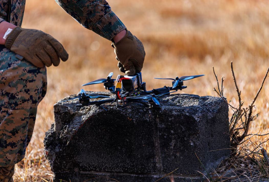 DefenseMirror's tweet image. U.S. Defense Task Force Launches Online Counter-Drone Procurement Platform::

defensemirror.com/news/41175/U_S…

#CounterUAS #CounterDrone #USDefense #DefenseProcurement #DroneThreat #MilitaryTechnology #NationalSecurity #DefenseIndustry #Interagency #GlobalSecurity
