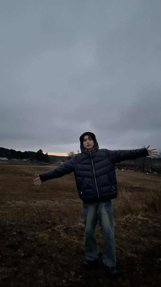 UCHIKAWAREO's tweet photo. 先日ドライブに連れていってもらいました🚗
遠くの山々に残る雪化粧が、ドライブの目を楽しませてくれました。
お出掛け一日満喫出来ました✨ https://t.co/CB6szqnSUP