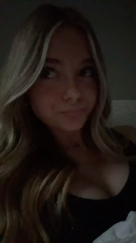 Elligood16's tweet photo. Would you trib me daddy? https://t.co/a2Eq4nMUFr