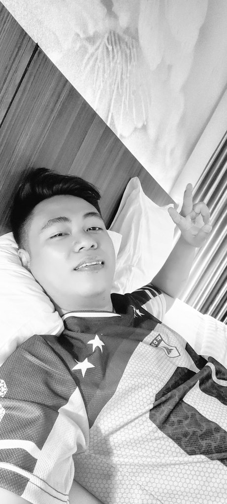 dhenms_g jakrta tweet media