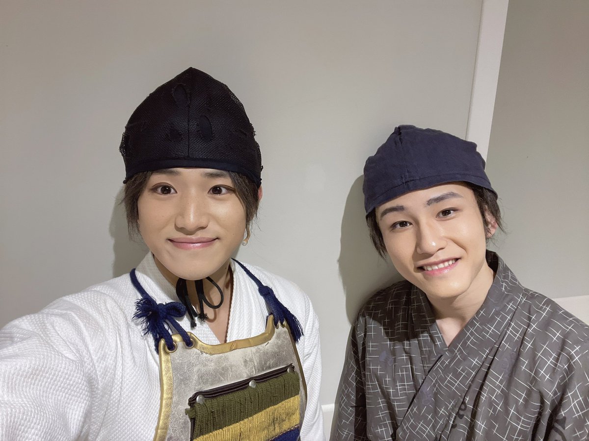 こんにちは！！

ミュージカル刀剣乱舞
~静かなる夜半の寝ざめ~

本日はソワレ  18:30~
久々の雨でお足元悪いので気をつけてお越くださいませ!!

刀ミュ初参戦にして初舞台のりゅうき📸

アクロばちばちでかっこいいしいつもニコニコしてて初々しいです✨

#刀ミュ #しずよは