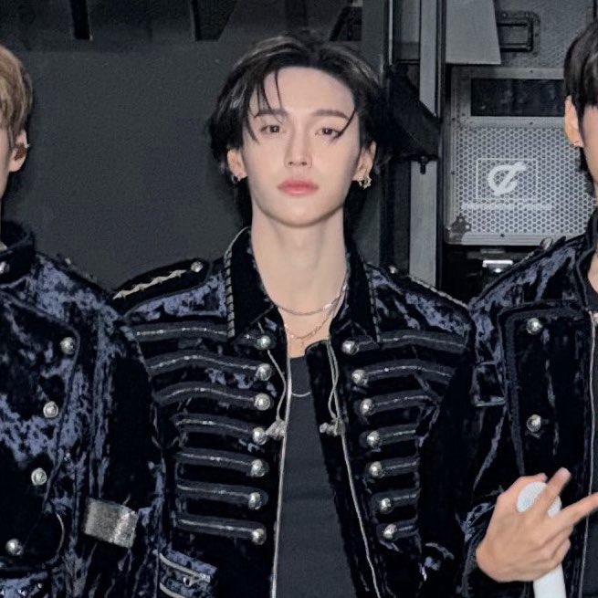 ตั้งแต่กุเหนรูปนี้ กุคงรักใครไม่ได้อีกจริง ๆ กุรุแล้วอะ หัวใจมีค่า10ล้านกุให้เขาไปฟรี ๆ