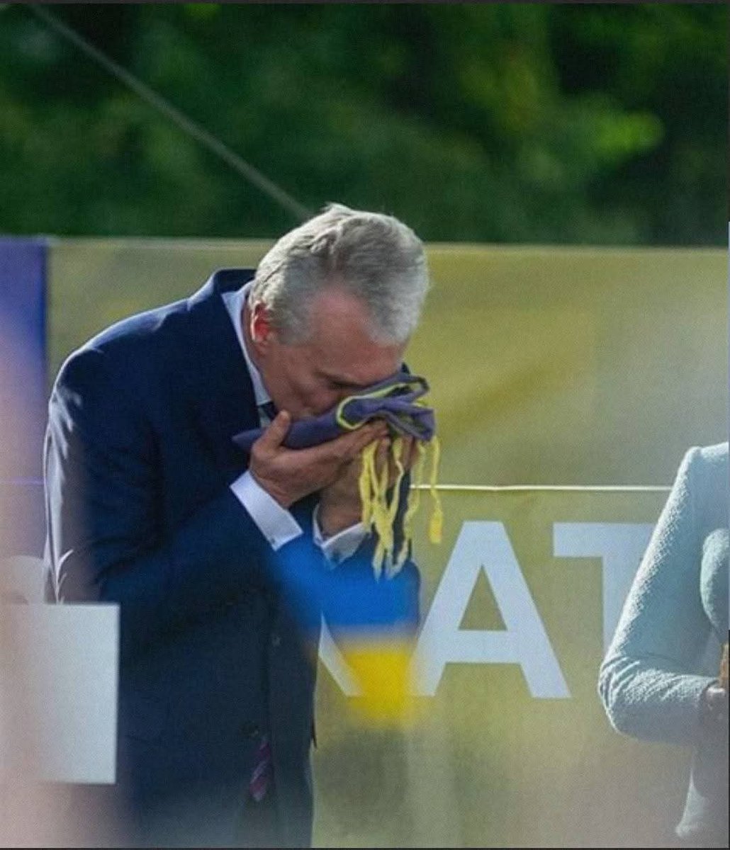 nebusoft tweet media