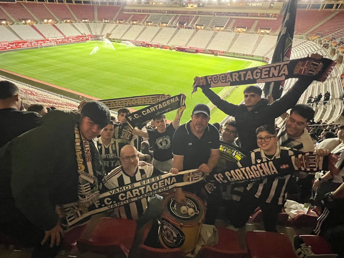 CURVA VICKERS tweet media