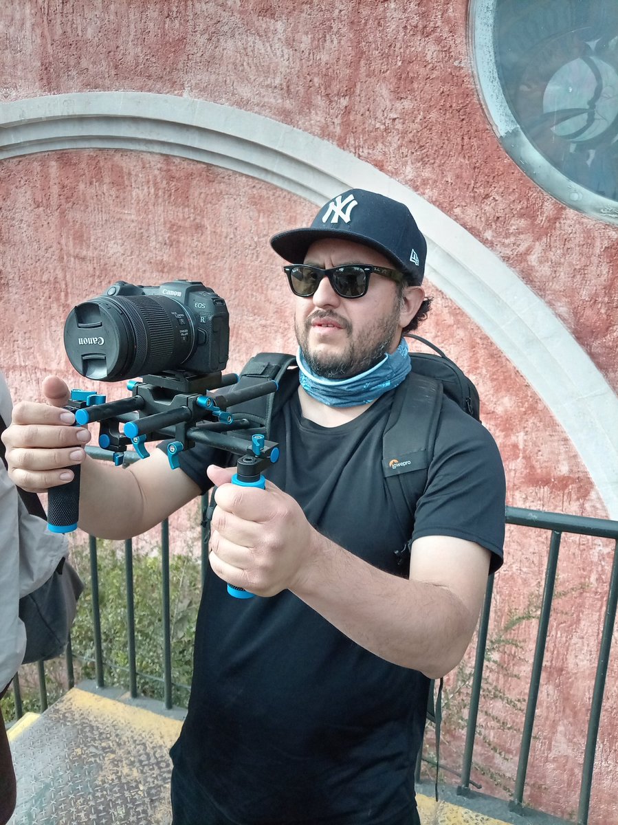 andreimaldonado's tweet photo. La primera película en rodarse este 2026 en Durango es autogestiva, independiente, duranguense y mía. Este 22 de febrero iniciamos la  filmación de "Desiertos", ópera prima de ficción de su servidor.

Fotografía @JohnnyAntuHap 
AD @EduarteVilla
Tramoya @OmarNubez https://t.co/zD1QV0jZ0T