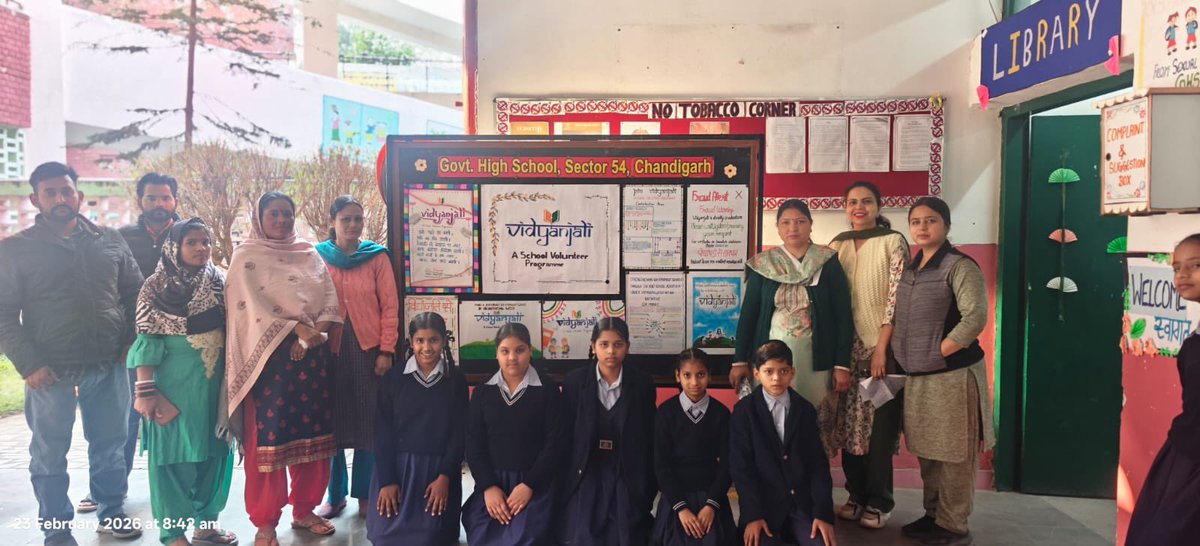 ghs54chd's tweet photo. Vidyanjali Programme meeting was organised at GMHS-54 under the able guidance of respected Madam, Mrs. Sandeep to sensitise members about the Vidyanjali Programme. Teachers, SMC members, parents, &amp; community representatives actively participated in the meeting. 
@SchoolEduChd https://t.co/qWHJC5jt3o