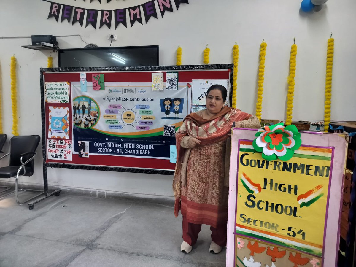 ghs54chd's tweet photo. Vidyanjali Programme meeting was organised at GMHS-54 under the able guidance of respected Madam, Mrs. Sandeep to sensitise members about the Vidyanjali Programme. Teachers, SMC members, parents, &amp; community representatives actively participated in the meeting. 
@SchoolEduChd https://t.co/qWHJC5jt3o