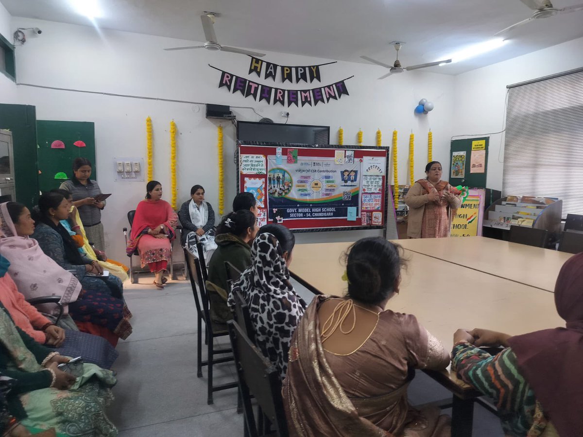 ghs54chd's tweet photo. Vidyanjali Programme meeting was organised at GMHS-54 under the able guidance of respected Madam, Mrs. Sandeep to sensitise members about the Vidyanjali Programme. Teachers, SMC members, parents, &amp; community representatives actively participated in the meeting. 
@SchoolEduChd https://t.co/qWHJC5jt3o
