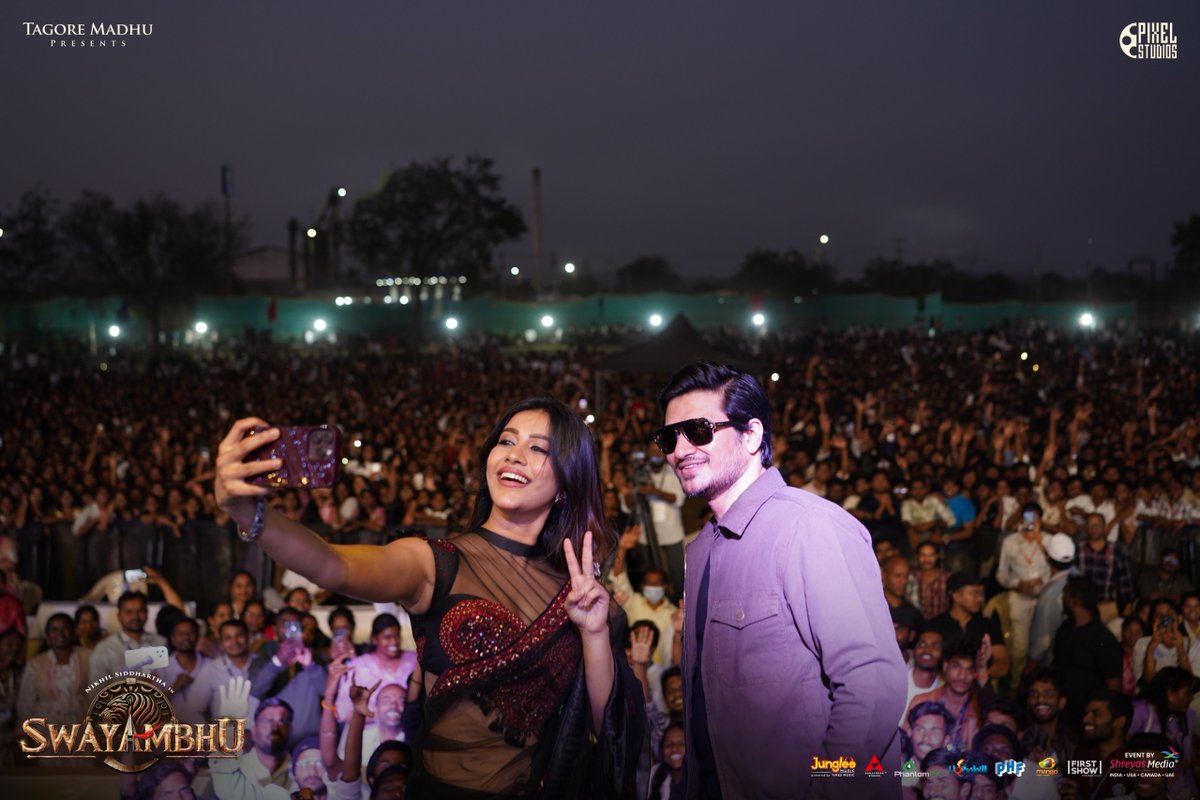shreyasmedia's tweet photo. Team #Swayambhu engages with students, creating high-energy interactions and unforgettable promotional moments. ❤️🔥
#Swayambhu #Nikhil #Samyuktha #NabhaNatesh #SenthilKumar #RaviBasrur #PixelStudios https://t.co/THIdt64w6p