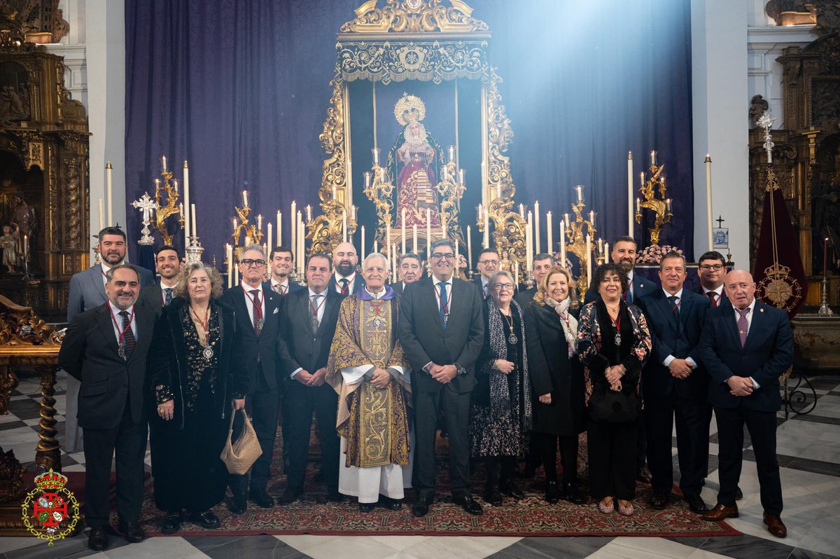 Hermandad de la Sagrada Cena tweet media