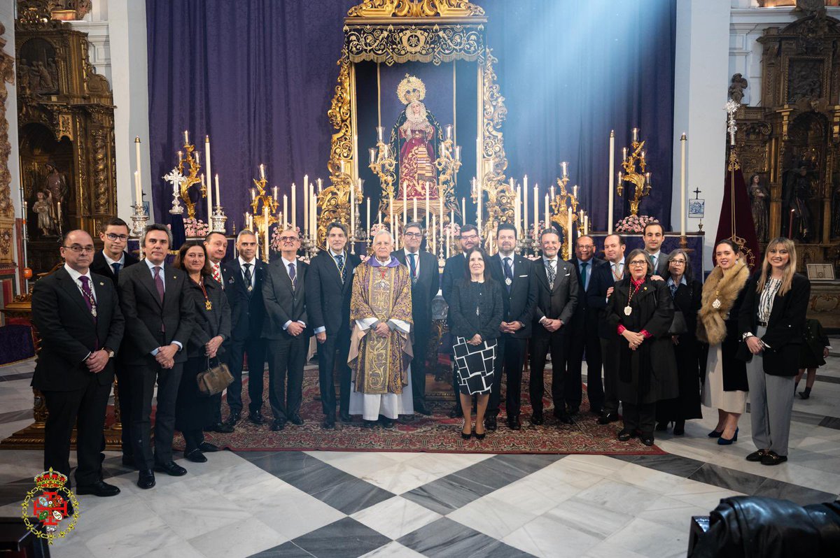 Hermandad de la Sagrada Cena tweet media