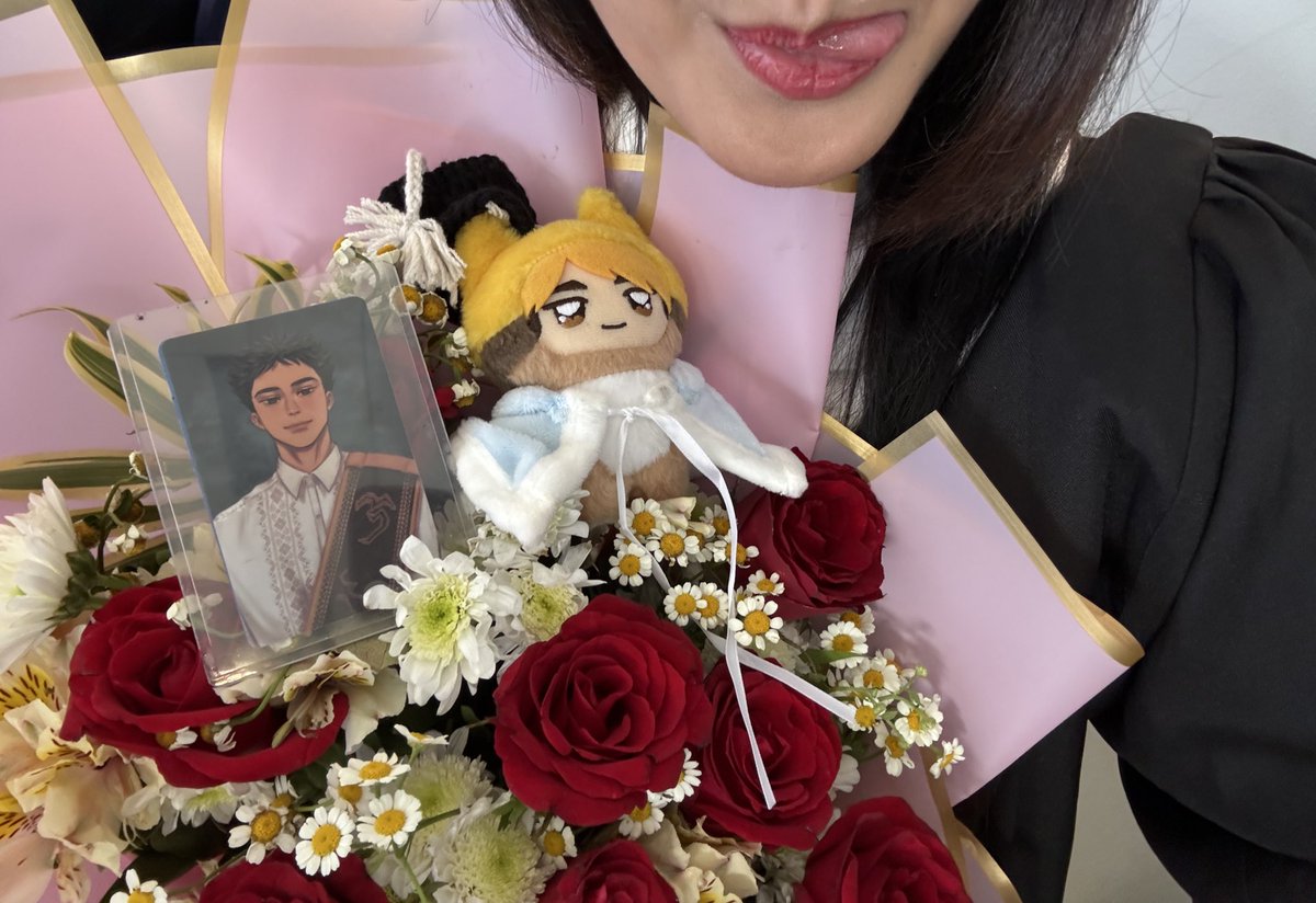 sev 𐔌˙. hiatus tweet media