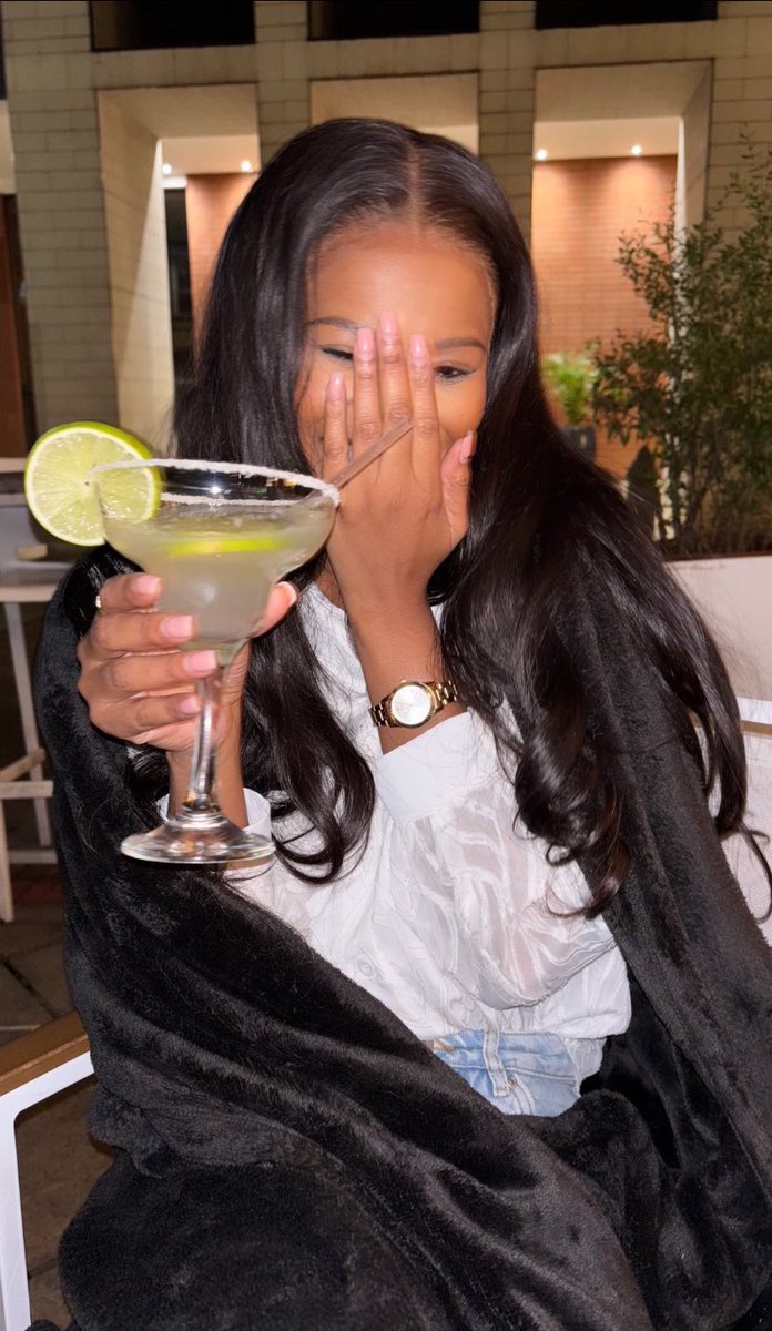 Good morning Nectars 🦋

Let’s keep the interactions and the tags about our queen ❤️

TAGS OF THE DAY:

NELISWA HAS ARRIVED
GROW NELISWA SOCIALS 
#NeliswaNgada